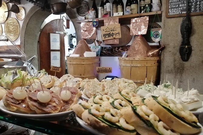 2.5 Hour Street Food Tour of Venice - Stop-to-stop flow: what each tasting moment feels like
