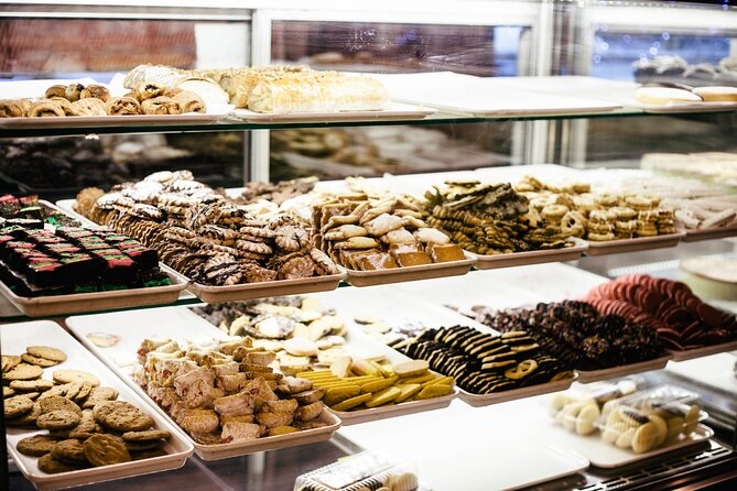 A Sweet Stroll Through Venice: Pastries, Chocolate, and Gelato - Stop 1: Campo San Pantalon and a Baroque Secret Behind Plain Walls