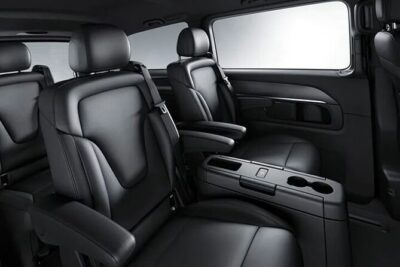 Arrival by Private Luxury Van Venice Airport VCE to Piazzale Roma - The Mercedes V-Class Ride: Comfort, Driver Help, and Luggage Limits