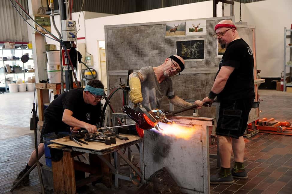 Arte Di Murano: Glass Factory Tour - Watching the Glassblowing: Melt, Shape, and Make It Look Effortless