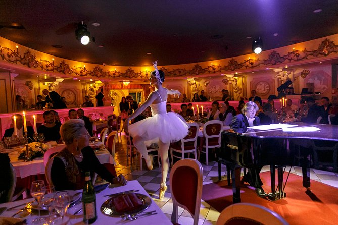 Avanspettacolo: Cabaret Dinner Show in Venice - What I’d Watch Out For: Check-In, Comfort, and Table Layout
