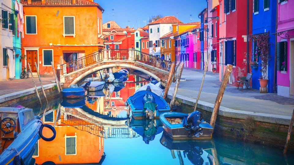Best of Venice: Private Walking Tour with a Local - Canals and a gondola glide: seeing Venice from the water