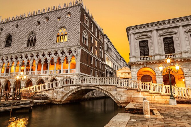 Carnival Treasure Hunt & Mask Painting Workshop - The Treasure Moment: Painting Your Venetian White Mask at the Doge’s Prisons Palace