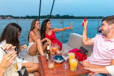 Catamaran Spritz Tour - The included drink: spritz vibes, not a heavy party
