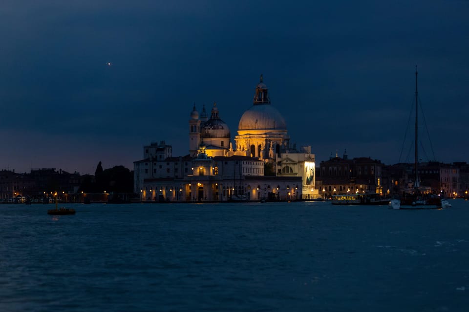 Chioggia-Venice: Day&Night Boat Transfer Round-Trip or 1-Way - One-way crossings for flexible routing and easy pacing