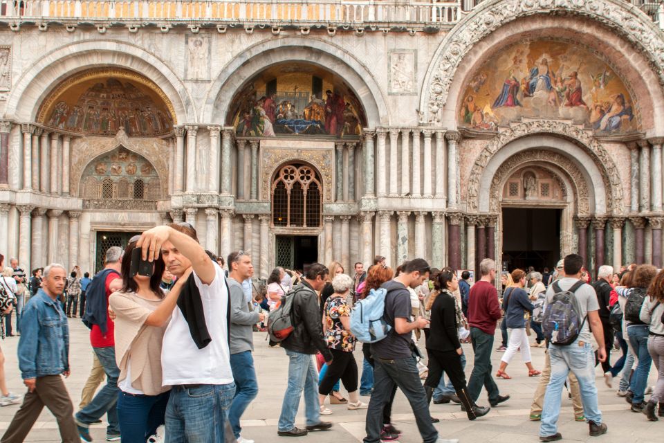 Classic Venice: 2-Hour Walking Tour with Basilica Entry - The Museum and Terrace Stop: Why It Still Feels Worth It