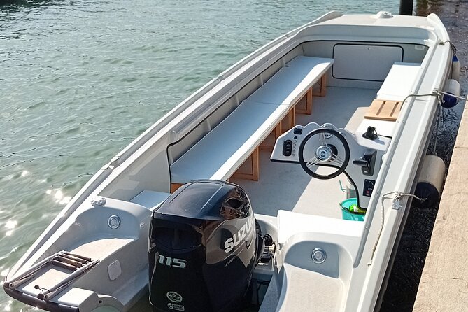 Discover Murano, Burano and Torcello by boat (Private Tour) - The Host Matters: Alessandro Vidal’s Comfort-First Style