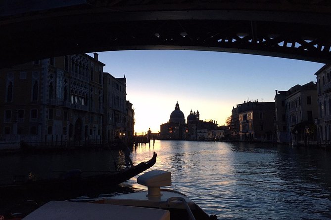 Discover Venice at sunset - St Mark’s Square: mosaics, symbols, and Saint Mark’s story