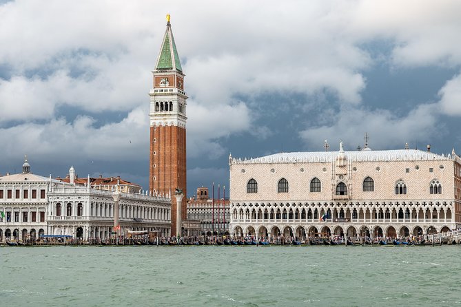 Discover Venice’s most Photogenic Spots with a Local - Stop 6: Golden mosaics inside a Byzantine basilica