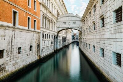 Doge's Palace, Bridge of Sighs & Prison Skip-the-Line Tour - Doge’s Palace fast-track entry: Gothic drama, Renaissance art, and Venetian Republic politics