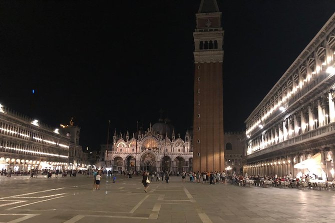 Doge's Palace & Saint Mark's After Hours Small Group Max 6 People - Ponte dei Sospiri: The Last Look With the Lagoon in View