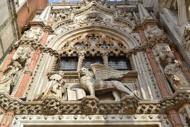 Doge's Palace Skip the Line Guided Tour in Venice - Palazzo Ducale inside: Gothic politics, art, and power rooms