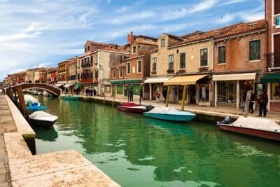 Exclusive Boat Tour Murano Burano torcello with Real Local Guide - How the 9-person cap changes everything