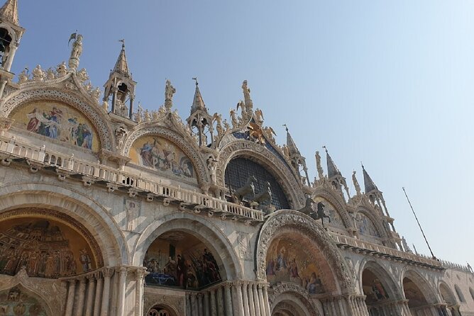 Exclusive Entrance Doge Palace & St. Mark's Basilica Terrace Tour - How the Tour Runs: Pacing, Headsets, and Your Comfort
