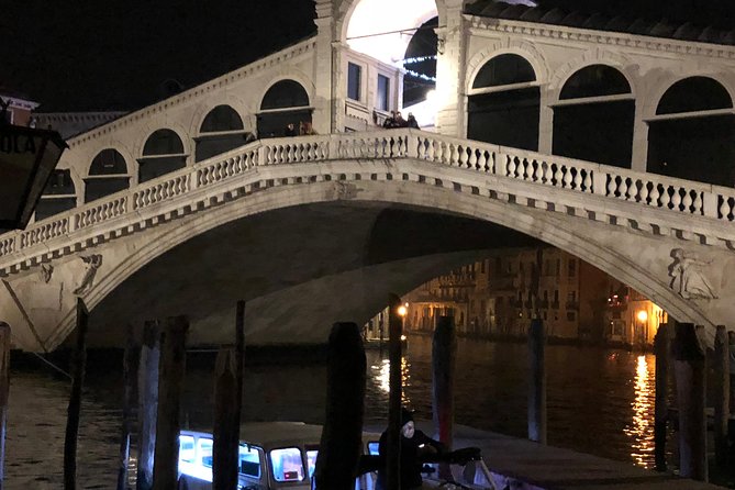 Exclusive Venice & Murano (4hrs ) private and Customizable tour - St. Mark’s Basilica stop: the architecture and the rules