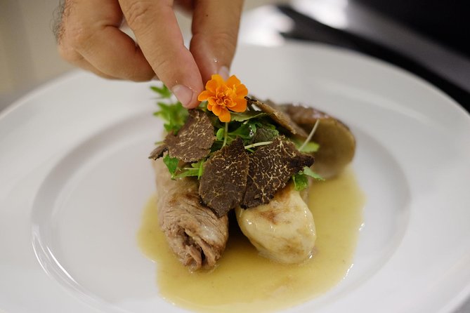 Four-Course Food & Wine Pairing Elegant Dinner in Venice - The Sommelier Experience: Conversation That Helps You Taste Better