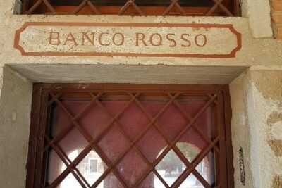 Friendinvenice Cannaregio &Jewish Heritage- private tour - Stop 1: Cannaregio’s canals, bacari, and lagoon rowing vibe