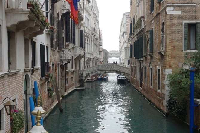 Friendinvenice Early Morning Venice Private Tour - Guide Energy: Nadia (and Davide) Make the City Click