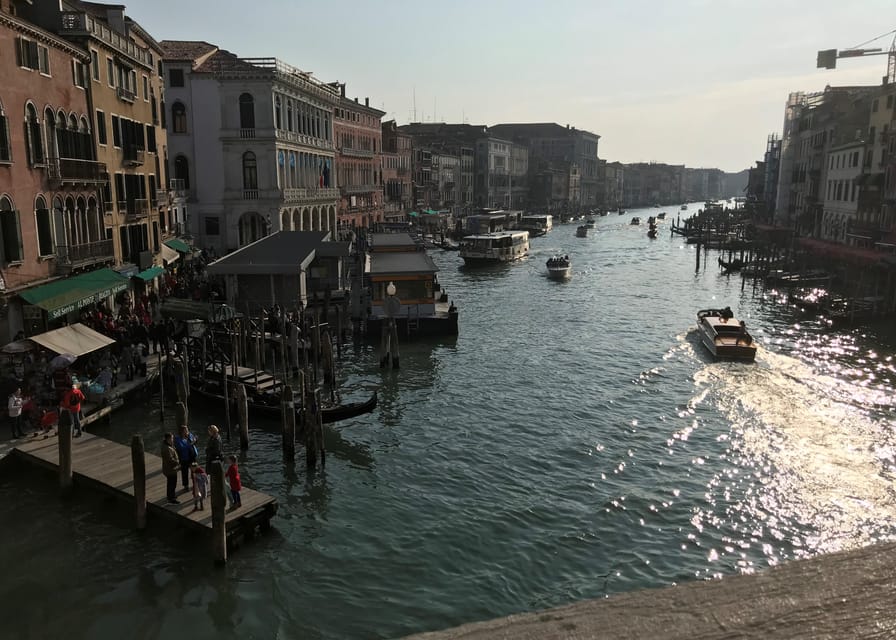 From Lake Garda: Venice City and Lagoon Guided Tour - Getting to St. Mark’s the fun way: Giudecca Canal by boat