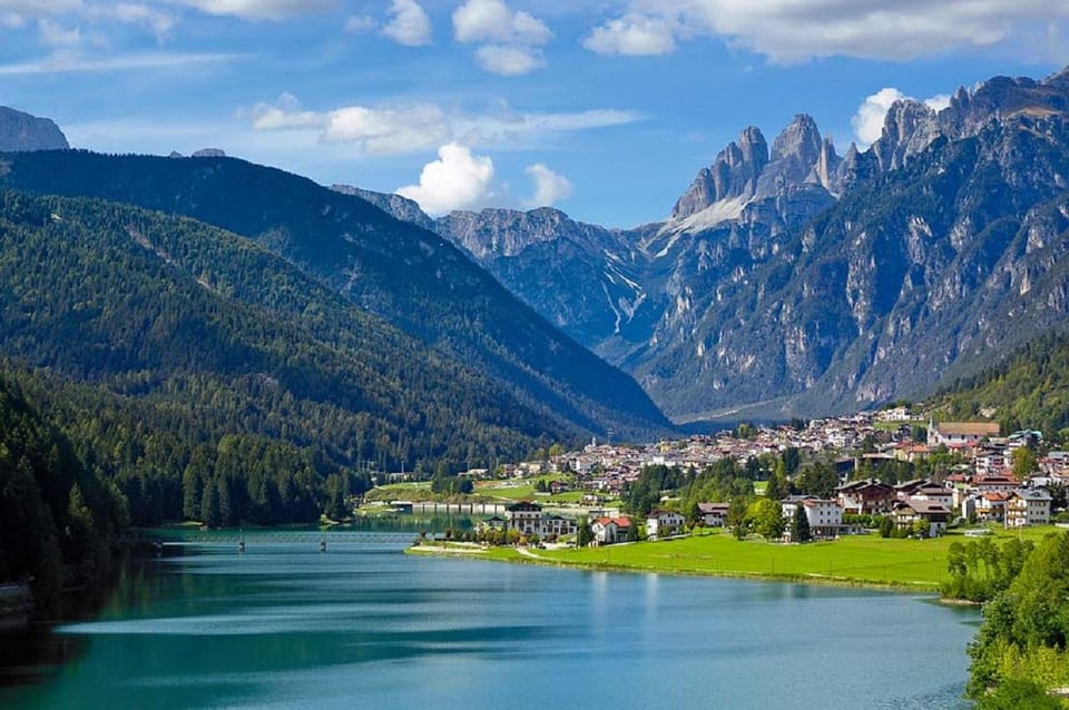 From Venice: Lakes of the Dolomites Tour - Small-Group Minivan: Comfort, Timing, and the 7-Person Advantage