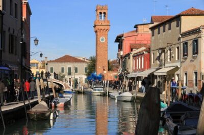 Full-Day Venice Lagoon Tour: Visit Murano, Burano and Torcello - Burano: lace-making, colorful streets, and the snack stop