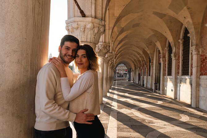 Glam photoshoot in hidden Venice! (up to 4) - Key things to know before you go