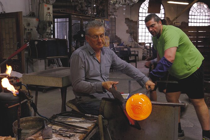 Glass Blowing Experience with Glass Master - Inside Gino Mazzuccato Murano Glass: Seeing the Craft Up Close