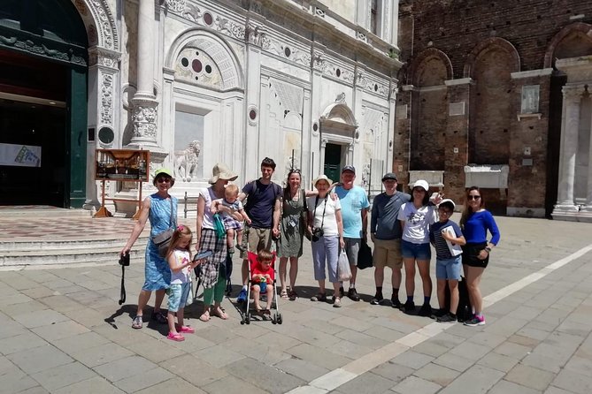 Guided Sightseeing Tour of Venice Highlights for Kids & Families - Stop 3: Rialto Bridge views, market browsing, and a Marco Polo reference