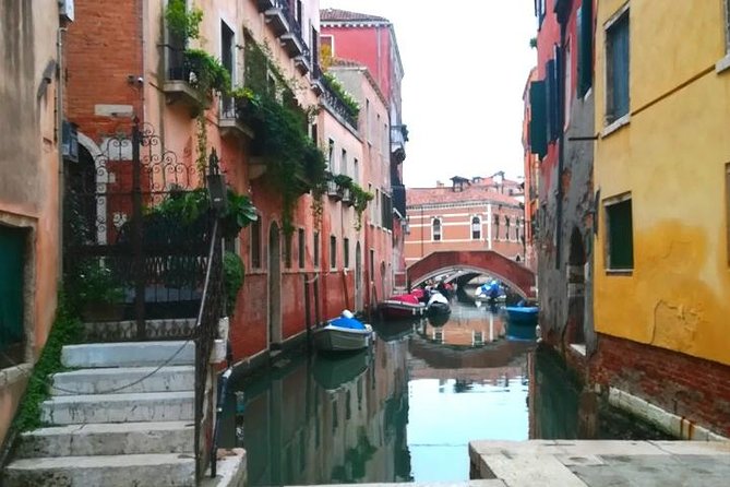 Guided Tour of the Jewish Ghetto in Venice with Cannaregio & Synagogues Visit - Meeting at Campo San Geremia and planning your timing