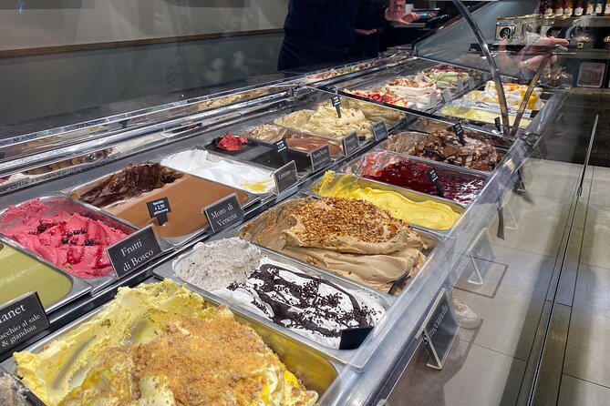 Guided Venice Street Food Tour and City Sightseeing - Ending at Campo Santa Margherita: use the finale to keep exploring