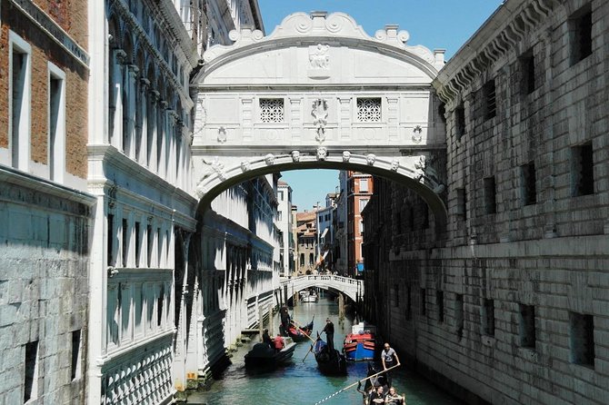 Guided Walking Tour of Venice, St Mark's Basilica & Doge's Palace - Doge’s Palace: Gothic power, plus the Bridge of Sighs moment
