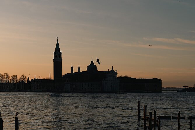 Hidden Venice Photo Tour with your phone! - Step-by-Step at St. Mark’s Square: Framing the Basilica, Chasing Reflections