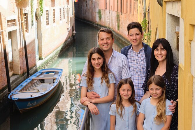 Iconic Photos and Adventure in Venice - Stop 3: Canal Grande views that beat the one-shot method