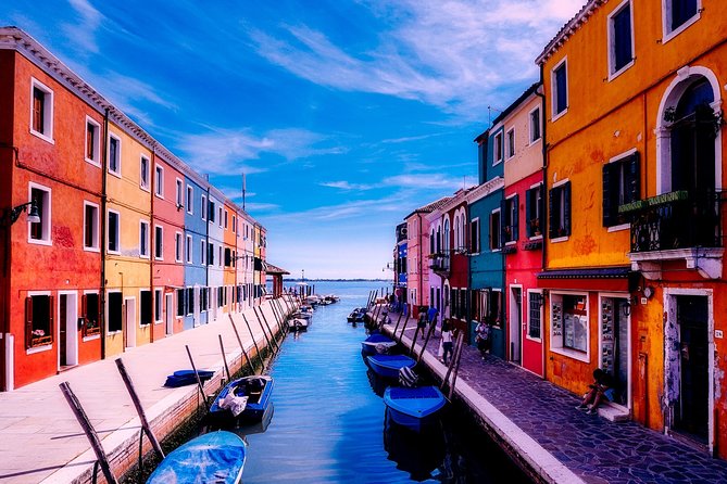 Island Hopping Tour: Mazzorbo, Burano and Murano - Burano: the color streets, lace tradition, and picture-perfect bridges