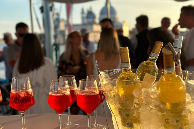 Lagoon Light Lunch Tour at 12:00 in Venice - Price and value: what $96.11 buys you at noon