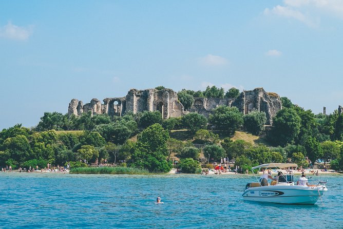 Land of Venice: Verona, Lake Garda and Countryside Private Tour - Verona Walking Tour: Quick Context for the Arena and Romeo & Juliet