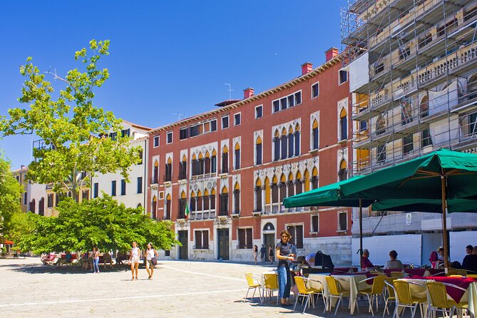 Leonardo da Vinci Museum and San Polo Private Tour - Rialto Market energy, Campo San Polo, and Santa Maria Gloriosa dei Frari