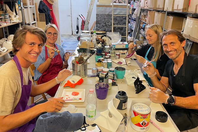 Make a Venetian Mask and Craft your Imagination - What the 90 minutes feels like (and why the group size matters)