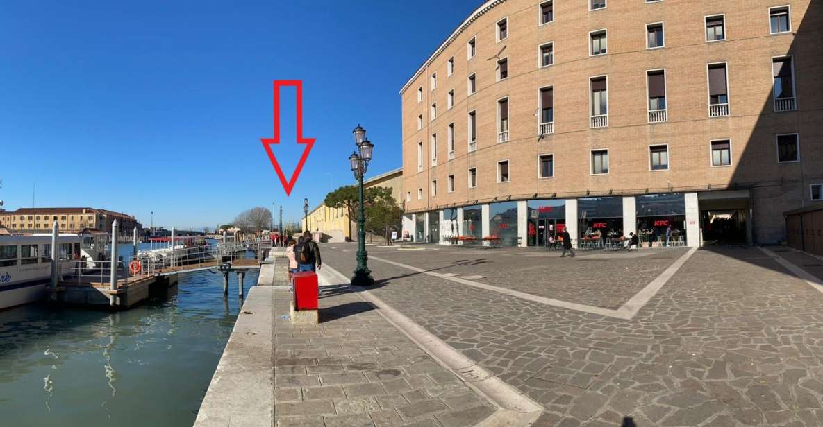 Mini Cruise from Ple Roma to St Mark's areas with guide - On the Water: What the Ride Feels Like