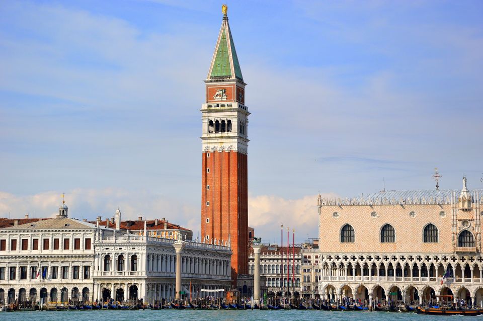 Mini Cruise from Ple Roma to St Mark's areas with guide - Comfort and Helpful Service From Consorzio Vidali Group