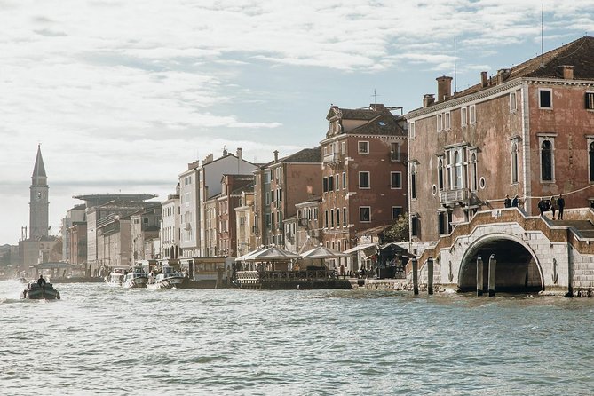 Murano Burano Islands Boat Tour Glass Factory & St Erasmo Winery - Stop 5: Return boat ride and your finish near Piazza San Marco