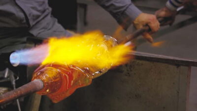 Murano: Glass Blowing Experience at Gino Mazzuccato Factory - Getting to Murano: Private Water Taxi vs. DIY Ferry