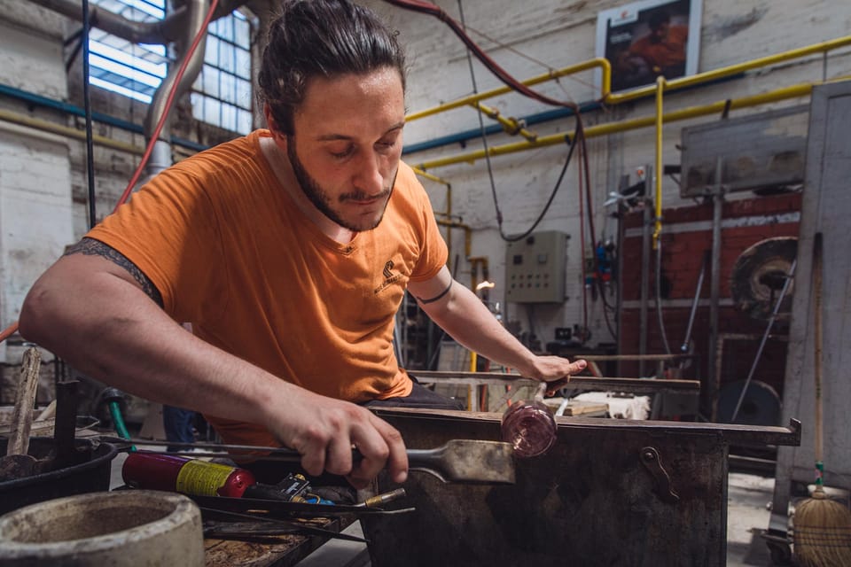 Murano: Glassblowing Workshop for Beginners - Where You Meet Wave Murano Glass and How Setup Works