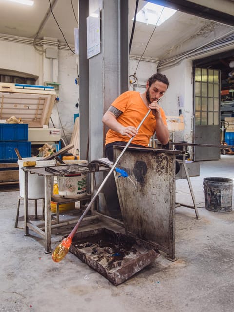 Murano: Glassblowing Workshop for Beginners - The Demo and Practice: From Basic Movements to 1000°C Glass