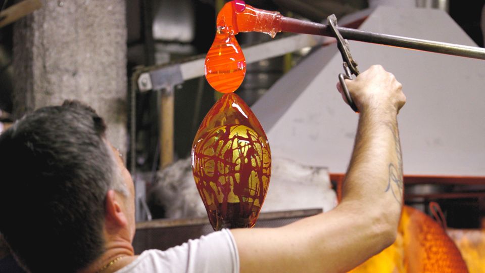 Murano: make your item with a glass master and take it home - Price and Value: Is $396.50 Per Person Worth It
