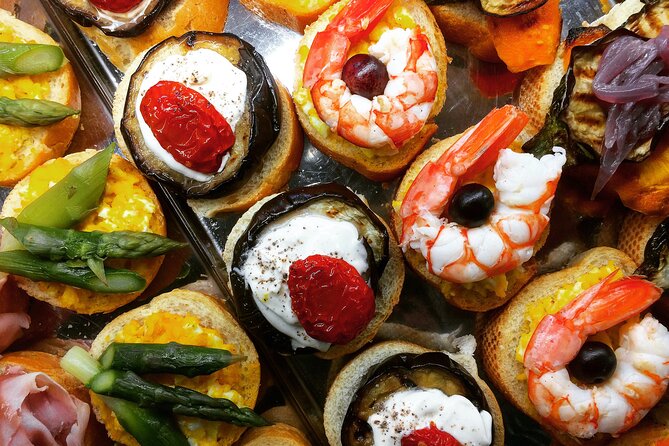 Old Taverns and Rialto Market Food Adventure (come hungry!) - Pescheria di Rialto: Toast, Tastings, and the Fish-Flavored Truth
