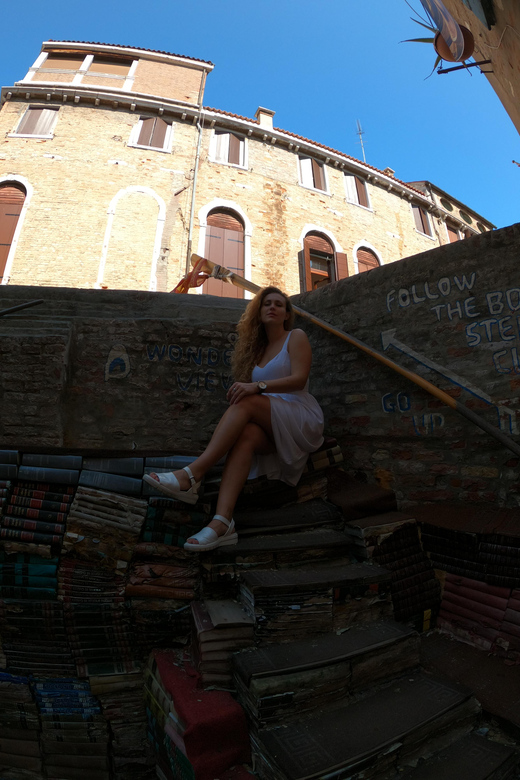Photo with a professional photographer in Venice - Should you book this Venice photo tour?