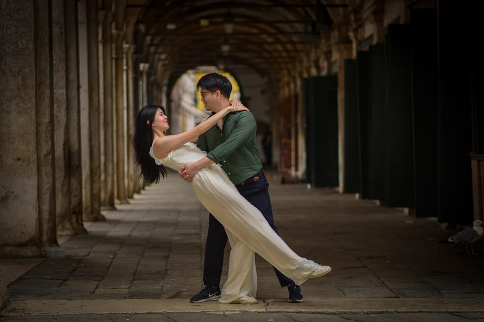 Photoshoot in Venice: Your Story, Our Lens - Book Now! - Who should book this Venice photoshoot (and who might skip it)