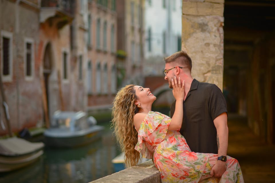 Photoshoot in Venice: Your Story, Our Lens - Book Now! - Outfit change included: make your photos look like more than one outfit