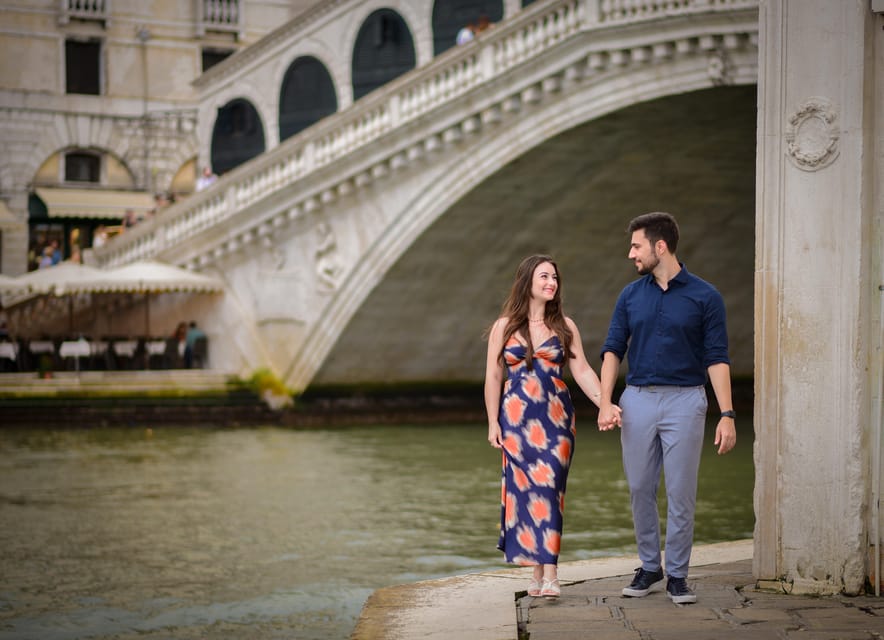 Photoshoot in Venice: Your Story, Our Lens - Book Now! - Daniel’s pro approach: why it matters more in Venice than you think